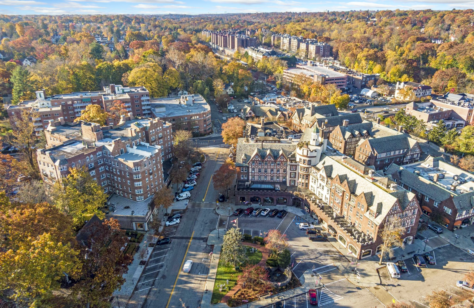 2-overhill-road-scarsdale-drone-014@2x